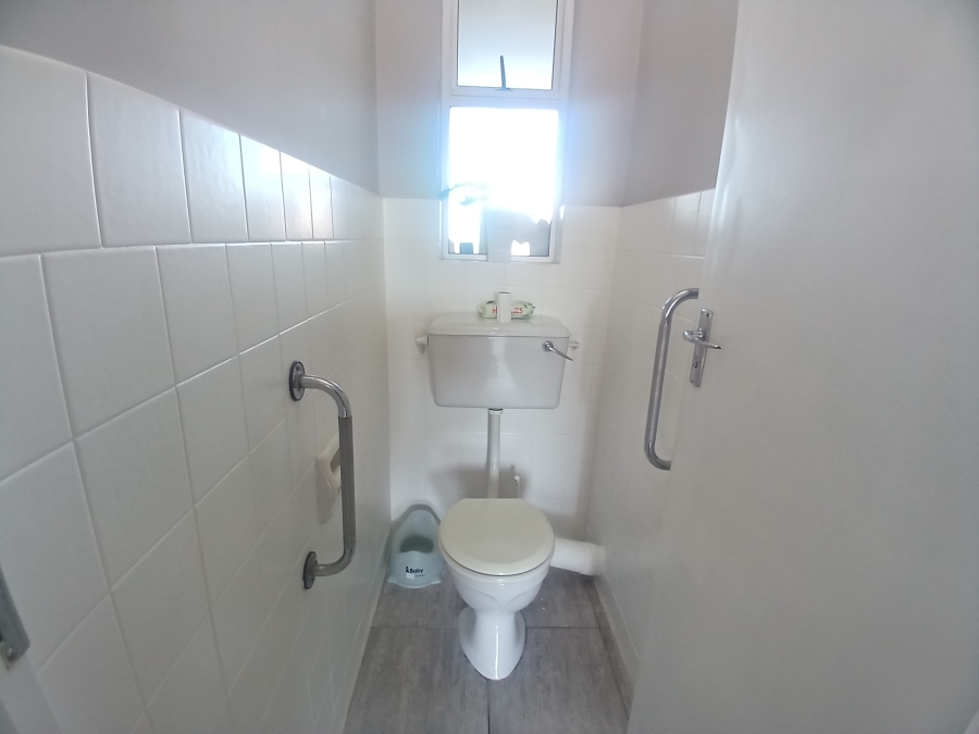 To Let 2 Bedroom Property for Rent in St Georges Park Eastern Cape